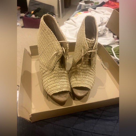 Gently used Burberry booties - Picture 1 of 7